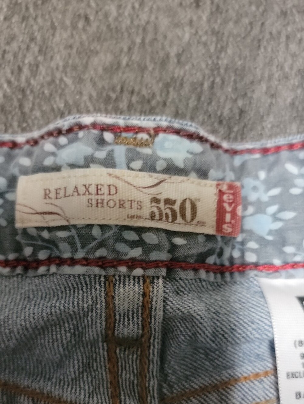 Levi's Women Light Blue Relaxed Fit Jeans Size 10 - Picture 4 of 11